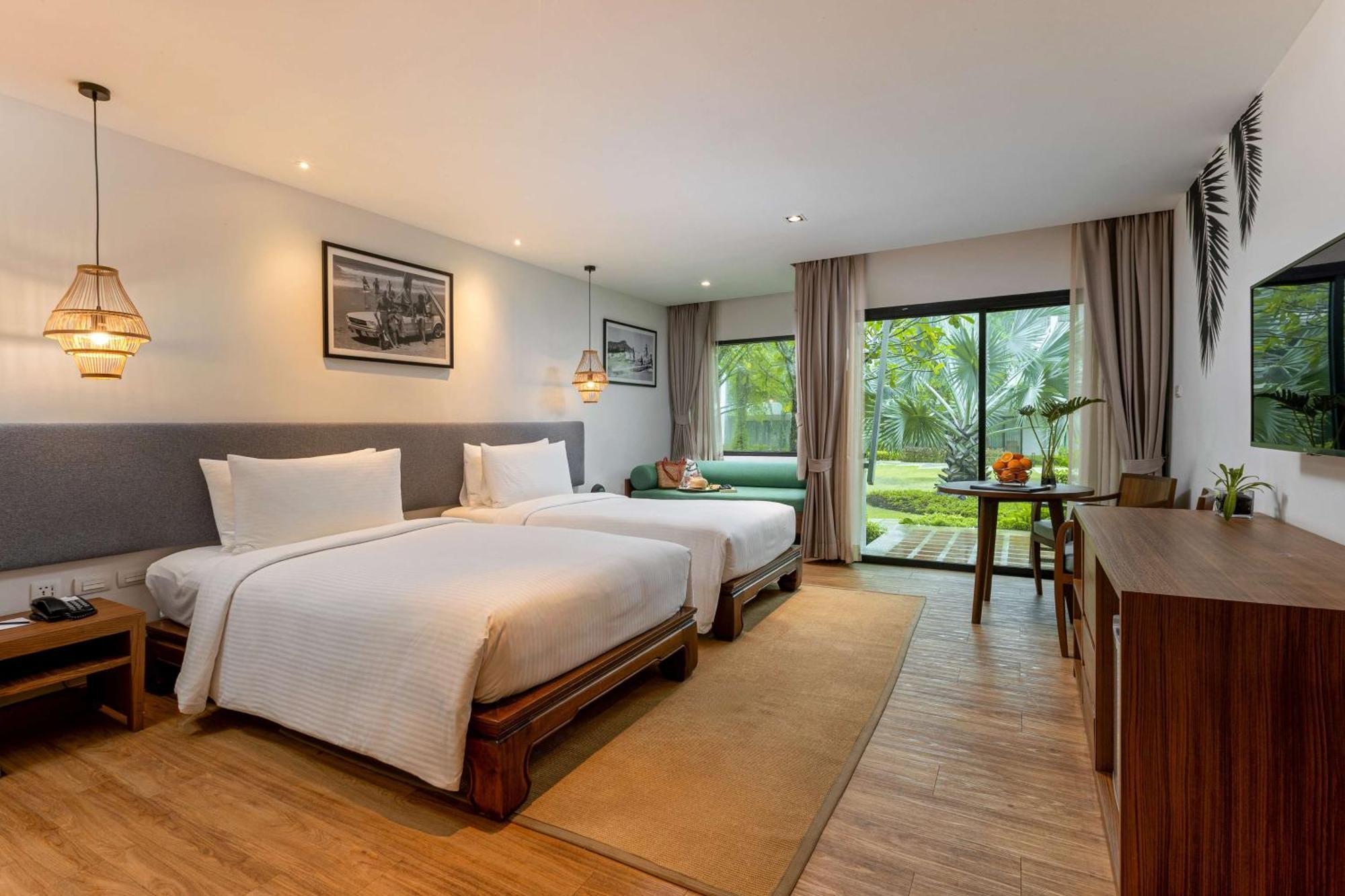 Outrigger Khao Lak Beach Resort - Sha Extra Plus Экстерьер фото Deluxe Room