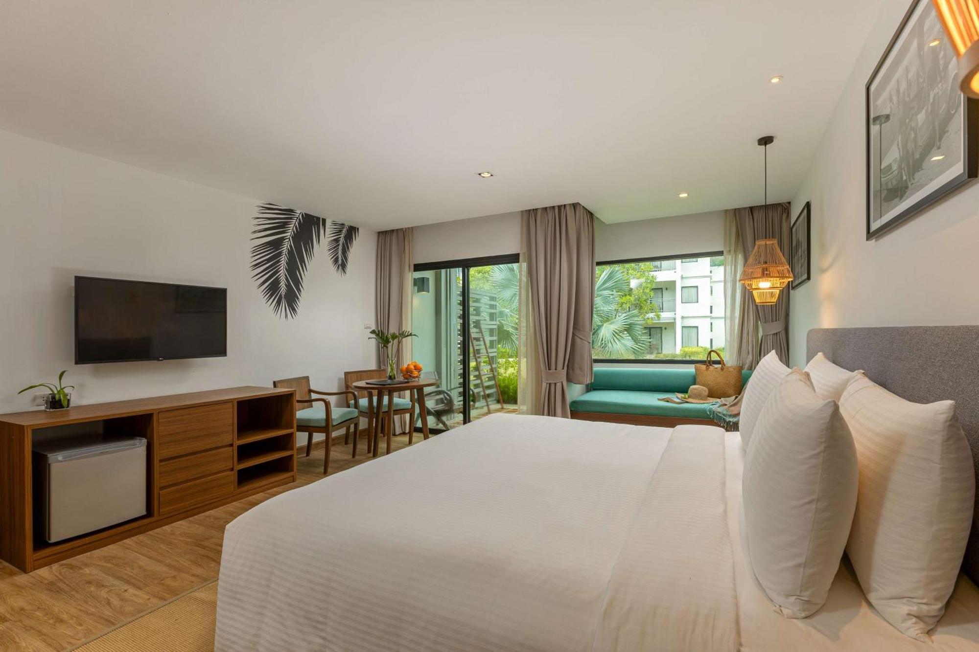 Outrigger Khao Lak Beach Resort - Sha Extra Plus Экстерьер фото Deluxe Room